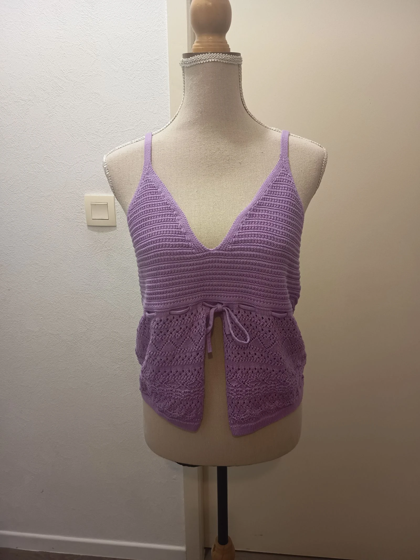 Jolie top en maille Kiabi taille L 